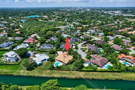 8920 SW 162nd Terrace Palmetto Bay FL 33157