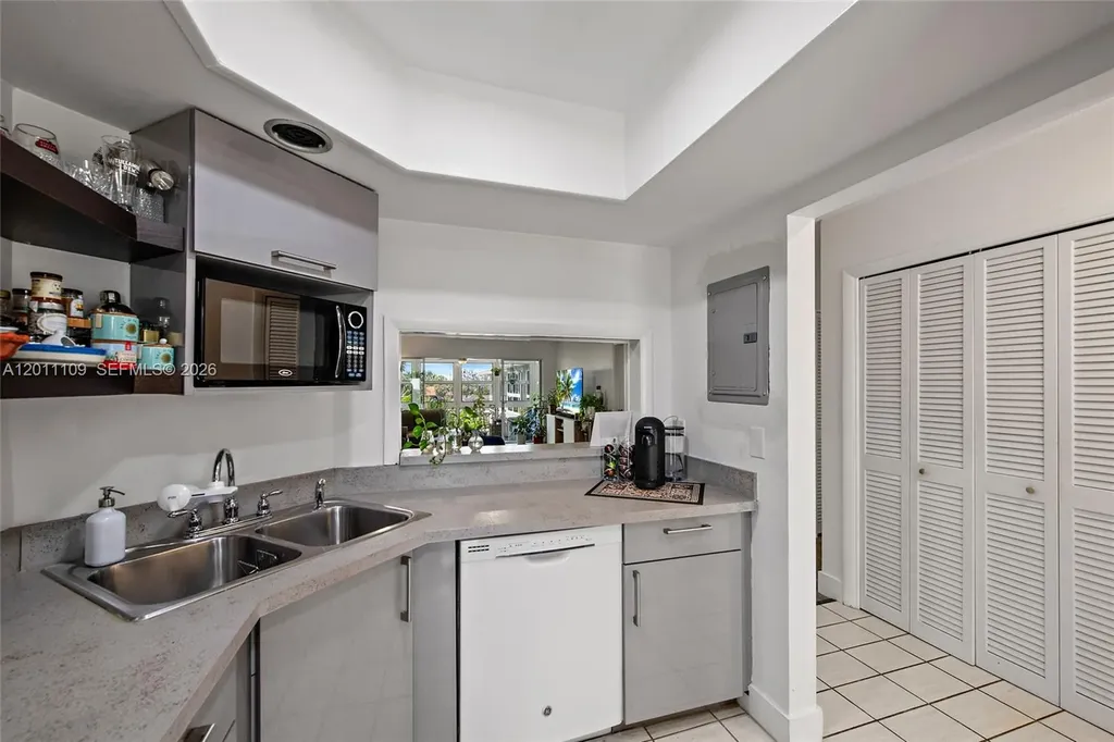 1100 SW 12th Street Fort Lauderdale FL 33315