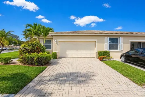 2151 Umbrella Cay West Palm Beach FL 33411
