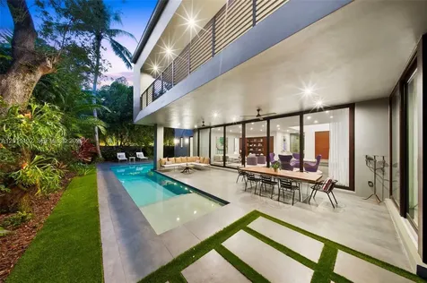 3232 Emathla Street Miami FL 33133