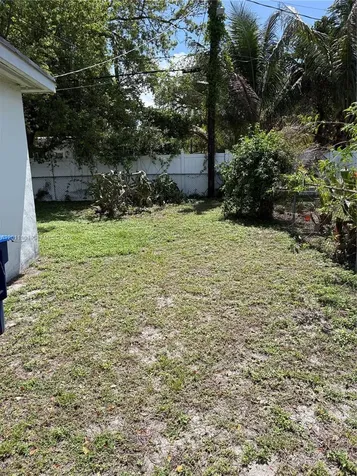 1360 NW 88th Street Miami FL 33147