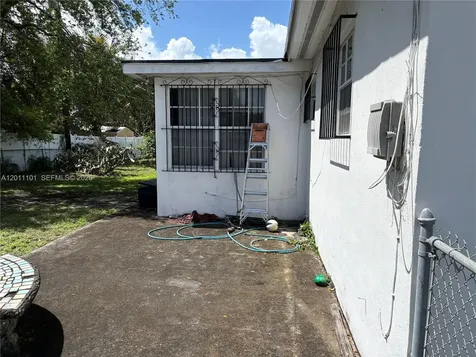 1360 NW 88th Street Miami FL 33147