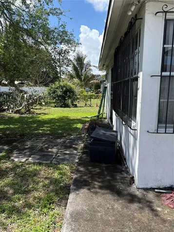 1360 NW 88th Street Miami FL 33147