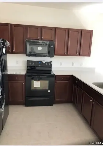 230 NW 109 Avenue Miami FL 33172