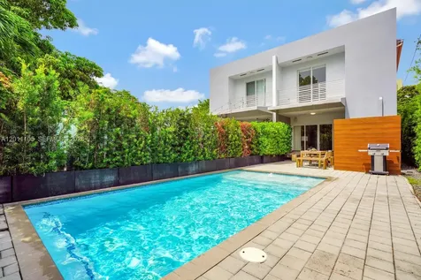 3446 SW 23rd Street Miami FL 33145
