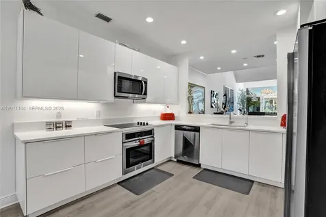 644 W Palm Aire Drive Pompano Beach FL 33069