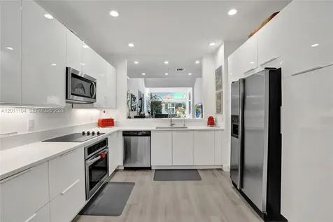 644 W Palm Aire Drive Pompano Beach FL 33069