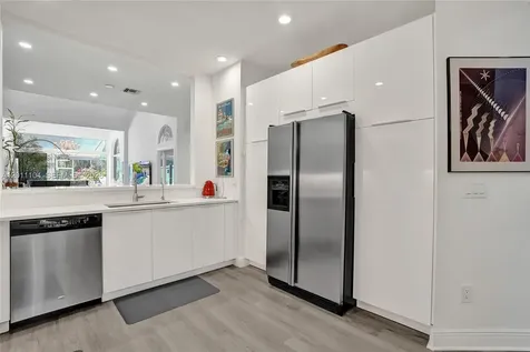 644 W Palm Aire Drive Pompano Beach FL 33069