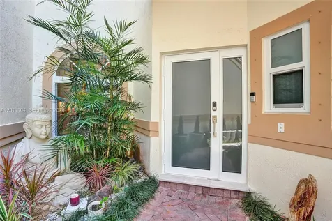 644 W Palm Aire Drive Pompano Beach FL 33069