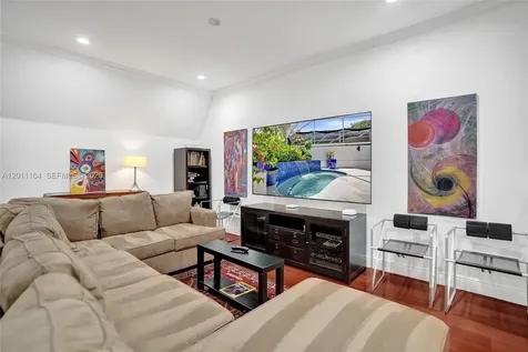 644 W Palm Aire Drive Pompano Beach FL 33069