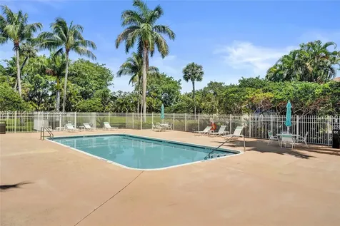644 W Palm Aire Drive Pompano Beach FL 33069
