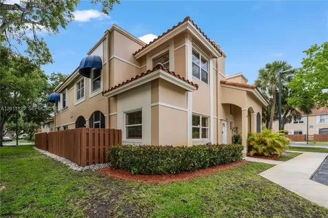 595 Racquet Club Road Weston FL 33326