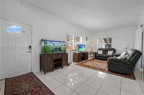 595 Racquet Club Road Weston FL 33326
