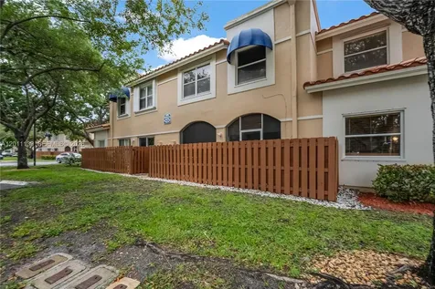 595 Racquet Club Road Weston FL 33326