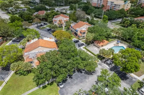 595 Racquet Club Road Weston FL 33326