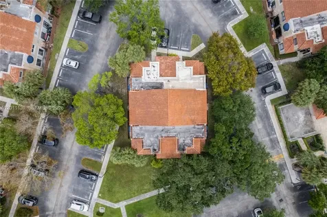 595 Racquet Club Road Weston FL 33326