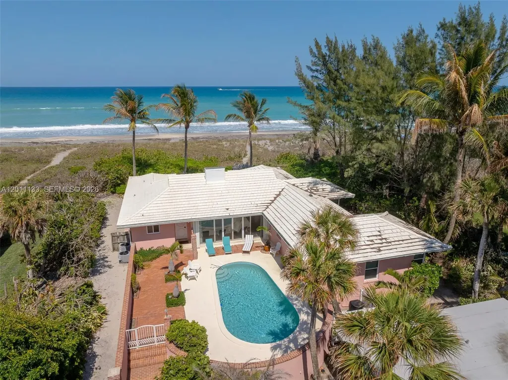 55 N Beach Road Jupiter Island FL 33455