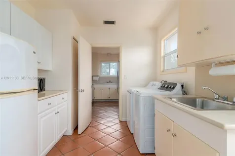 55 N Beach Road Jupiter Island FL 33455