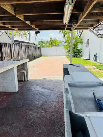 15765 SW 139 Avenue Miami FL 33177