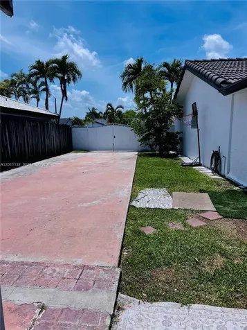 15765 SW 139 Avenue Miami FL 33177
