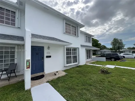 19372 SW 103rd Court Cutler Bay FL 33157