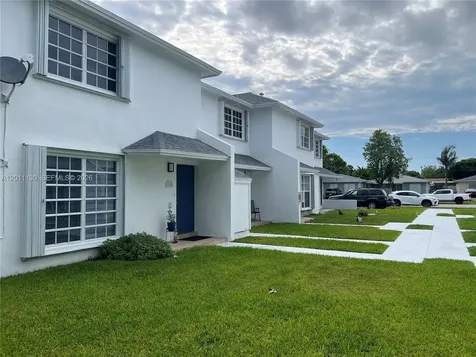 19372 SW 103rd Court Cutler Bay FL 33157