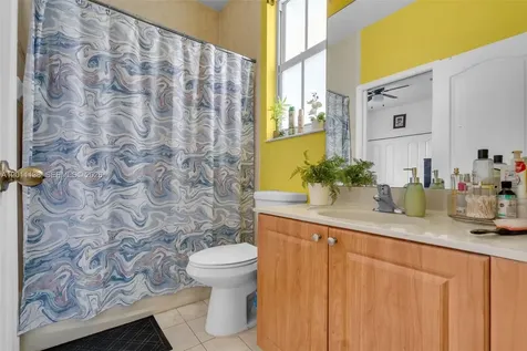 8031 W 36th Avenue Hialeah FL 33018