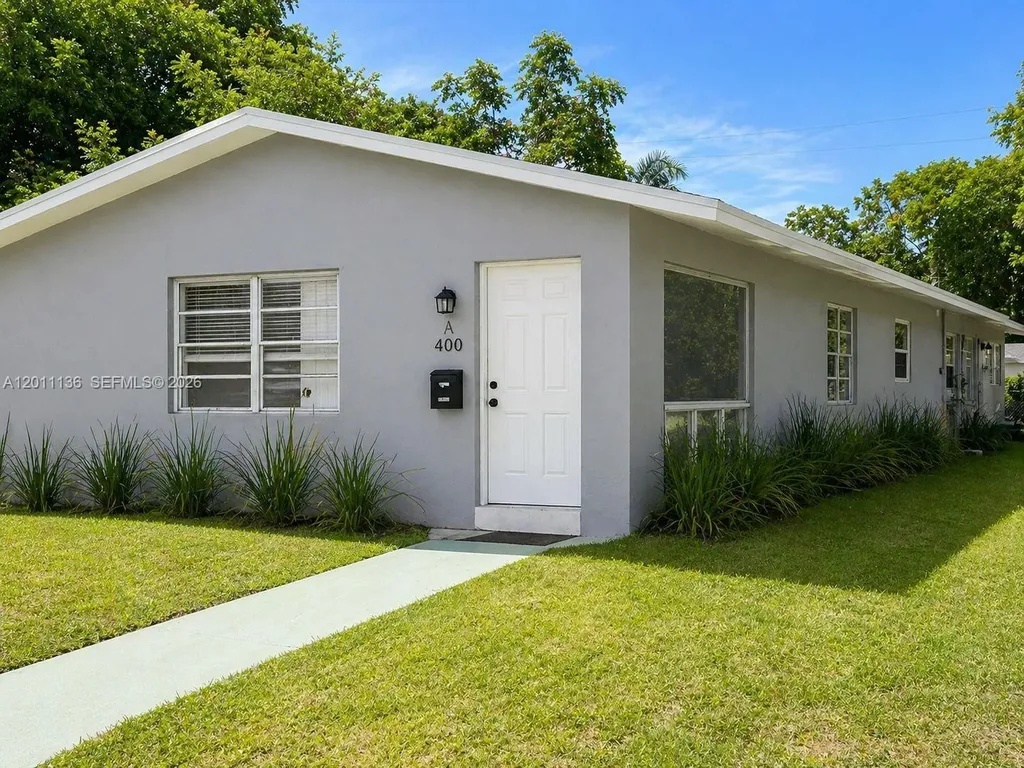 400 SE 14th Street Fort Lauderdale FL 33316