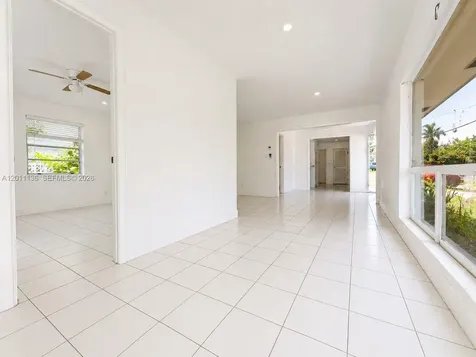 400 SE 14th Street Fort Lauderdale FL 33316