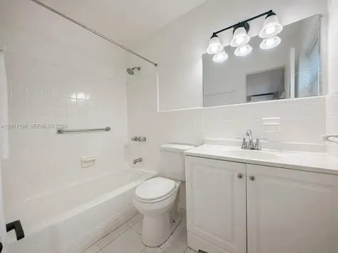 400 SE 14th Street Fort Lauderdale FL 33316