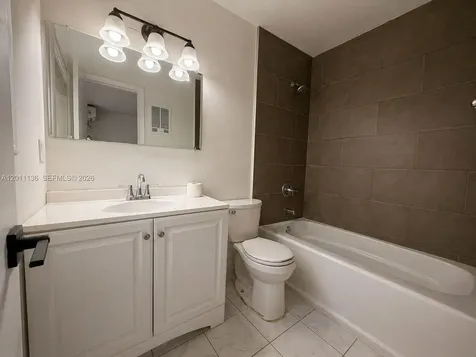 400 SE 14th Street Fort Lauderdale FL 33316