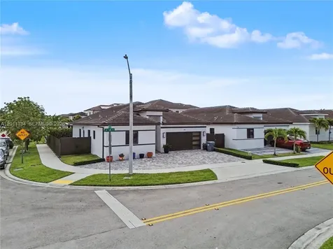 3803 SW 148th Avenue Miami FL 33185