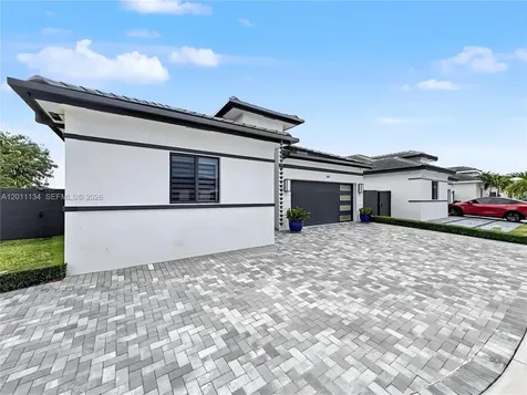 3803 SW 148th Avenue Miami FL 33185