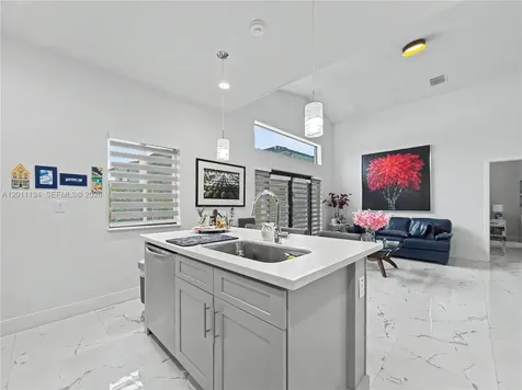 3803 SW 148th Avenue Miami FL 33185