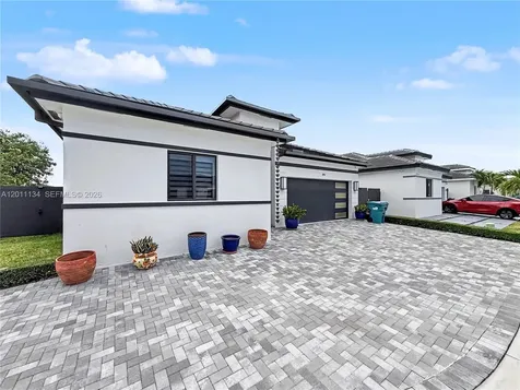 3803 SW 148th Avenue Miami FL 33185