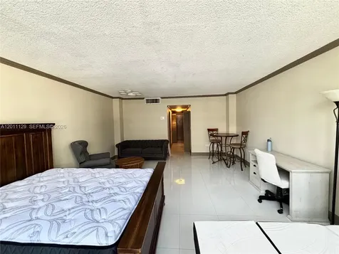 999 Brickell Bay Drive Miami FL 33131
