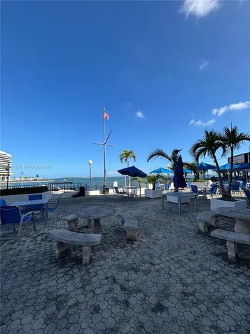 999 Brickell Bay Drive Miami FL 33131