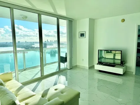 1800 N Bayshore Drive Miami FL 33132