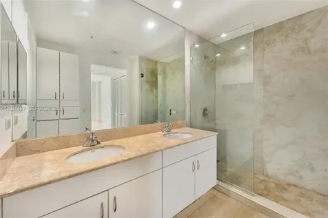 801 Brickell Key Boulevard Miami FL 33131