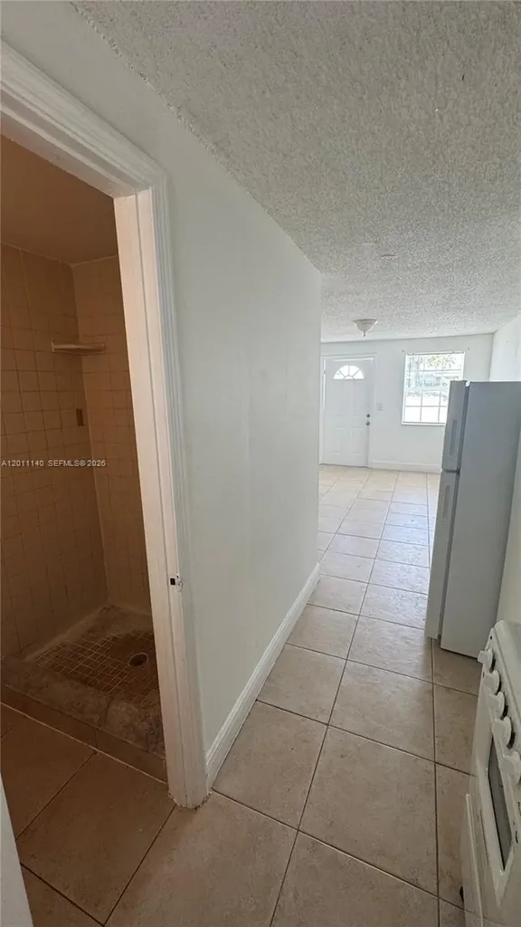 921 N 17th Court Hollywood FL 33020