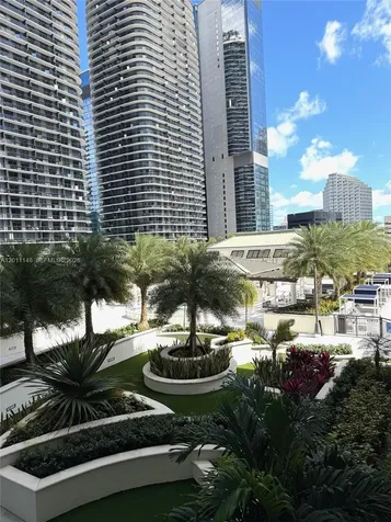 999 SW 1st Avenue Miami FL 33130