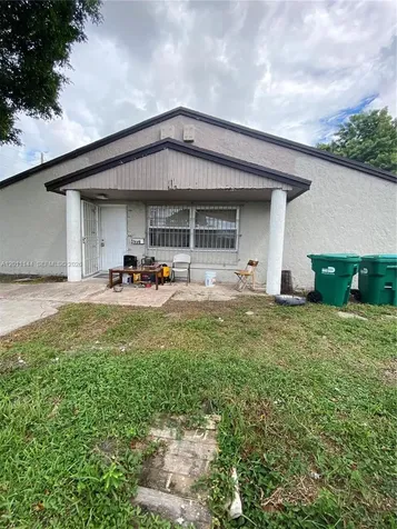 3956 NW 182nd Lane Miami Gardens FL 33055