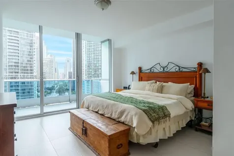 200 Biscayne Boulevard Way Miami FL 33131