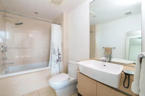 200 Biscayne Boulevard Way Miami FL 33131