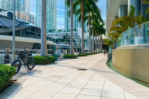 200 Biscayne Boulevard Way Miami FL 33131