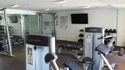 325 S Biscayne Boulevard Miami FL 33131