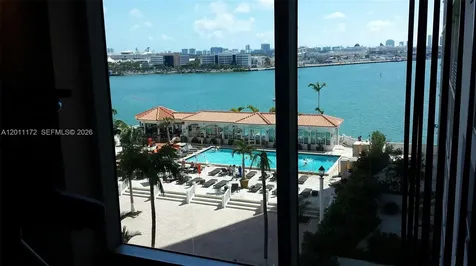 325 S Biscayne Boulevard Miami FL 33131