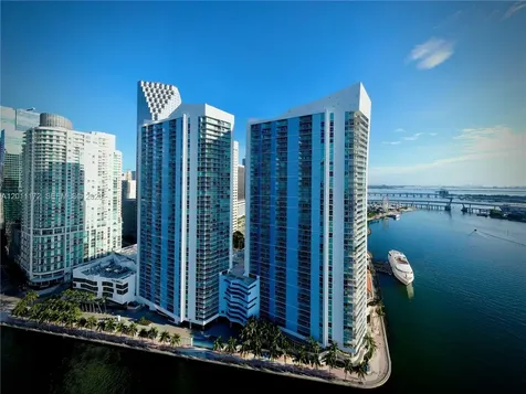 325 S Biscayne Boulevard Miami FL 33131