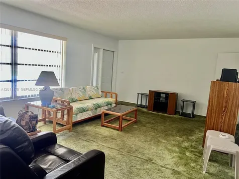 4402 NW 43rd Terrace Tamarac FL 33319