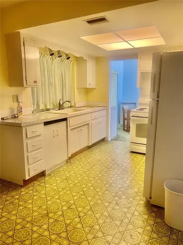 4402 NW 43rd Terrace Tamarac FL 33319